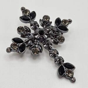 VINTAGE Anne Klein Gunmetal Black Rhinestone Elegant Cross Brooch Pin